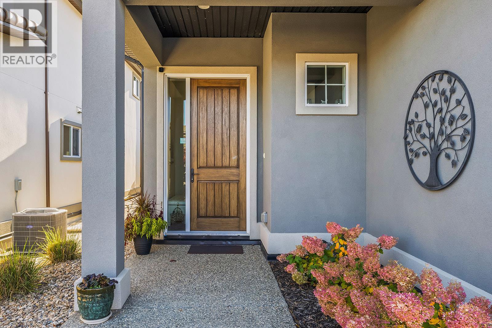 1827 Viewpoint Drive - 2