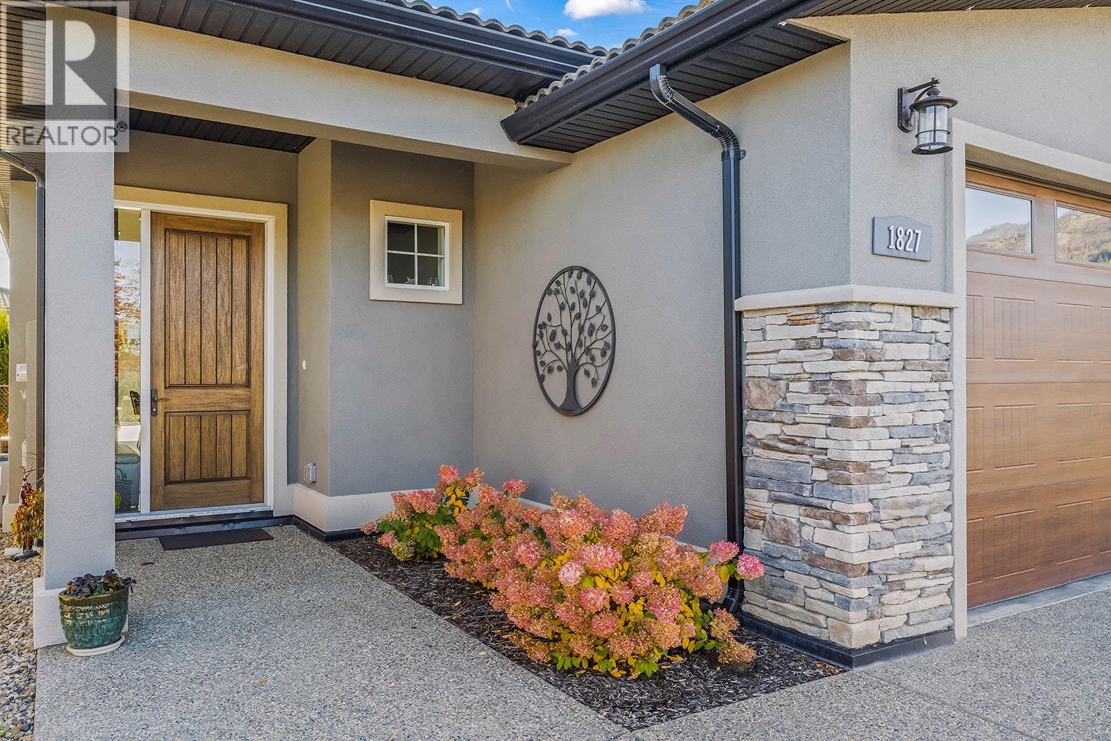 1827 Viewpoint Drive - 3