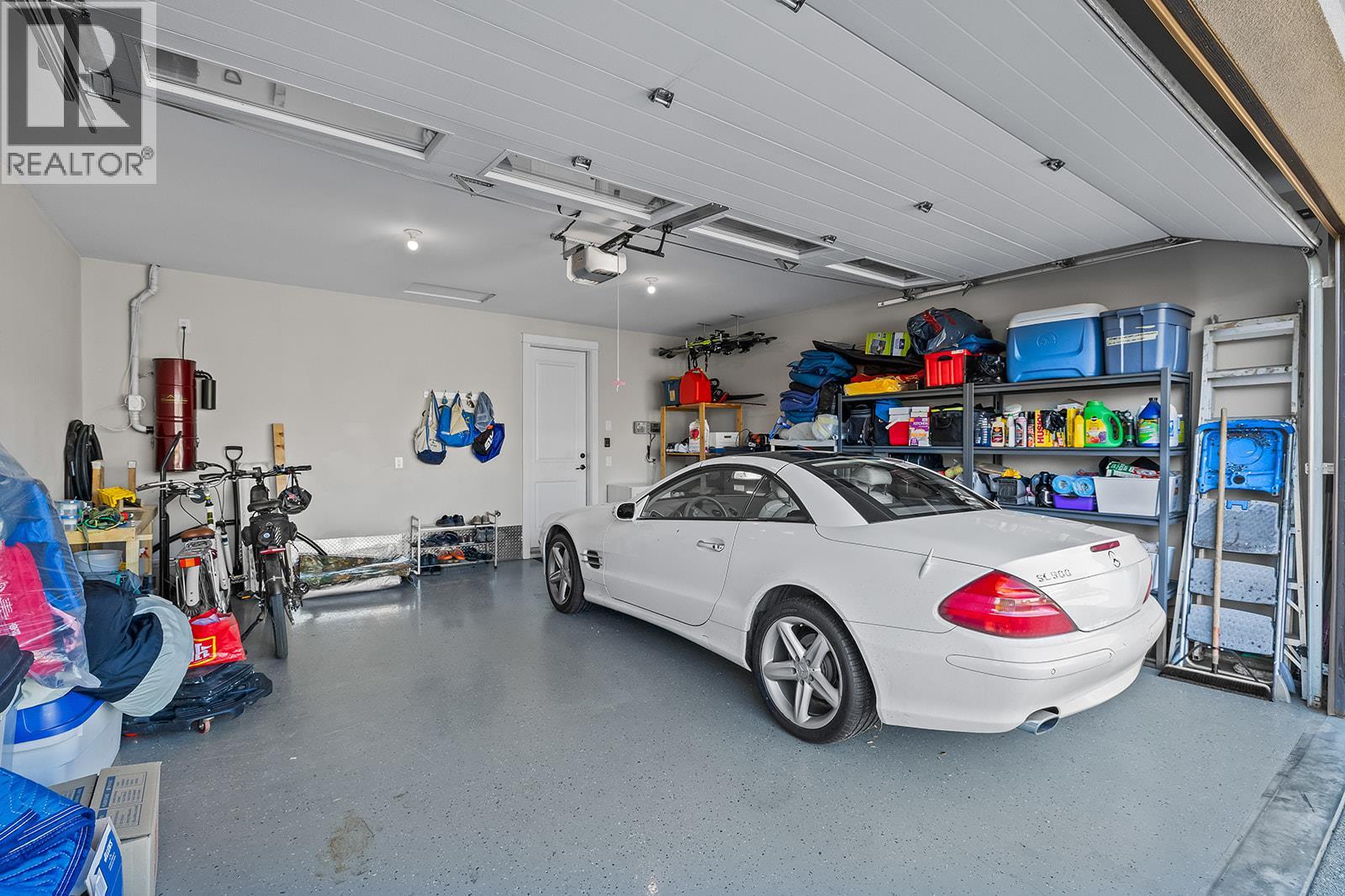 1827 Viewpoint Drive - 43
