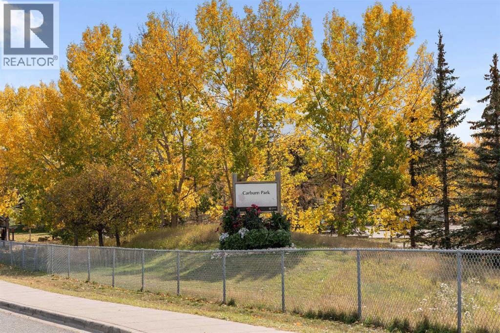 Single Family House for Sale in  Riverside Crescent SE Riverbend Calgary 