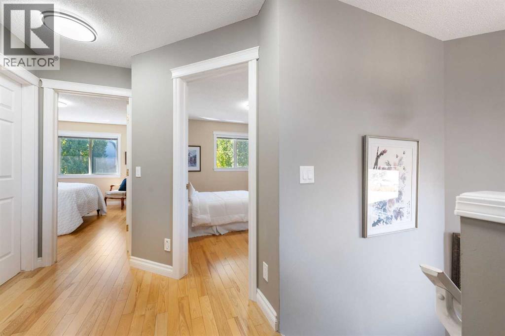 Single Family House for Sale in  Bridlewood Court SW Bridlewood Calgary 