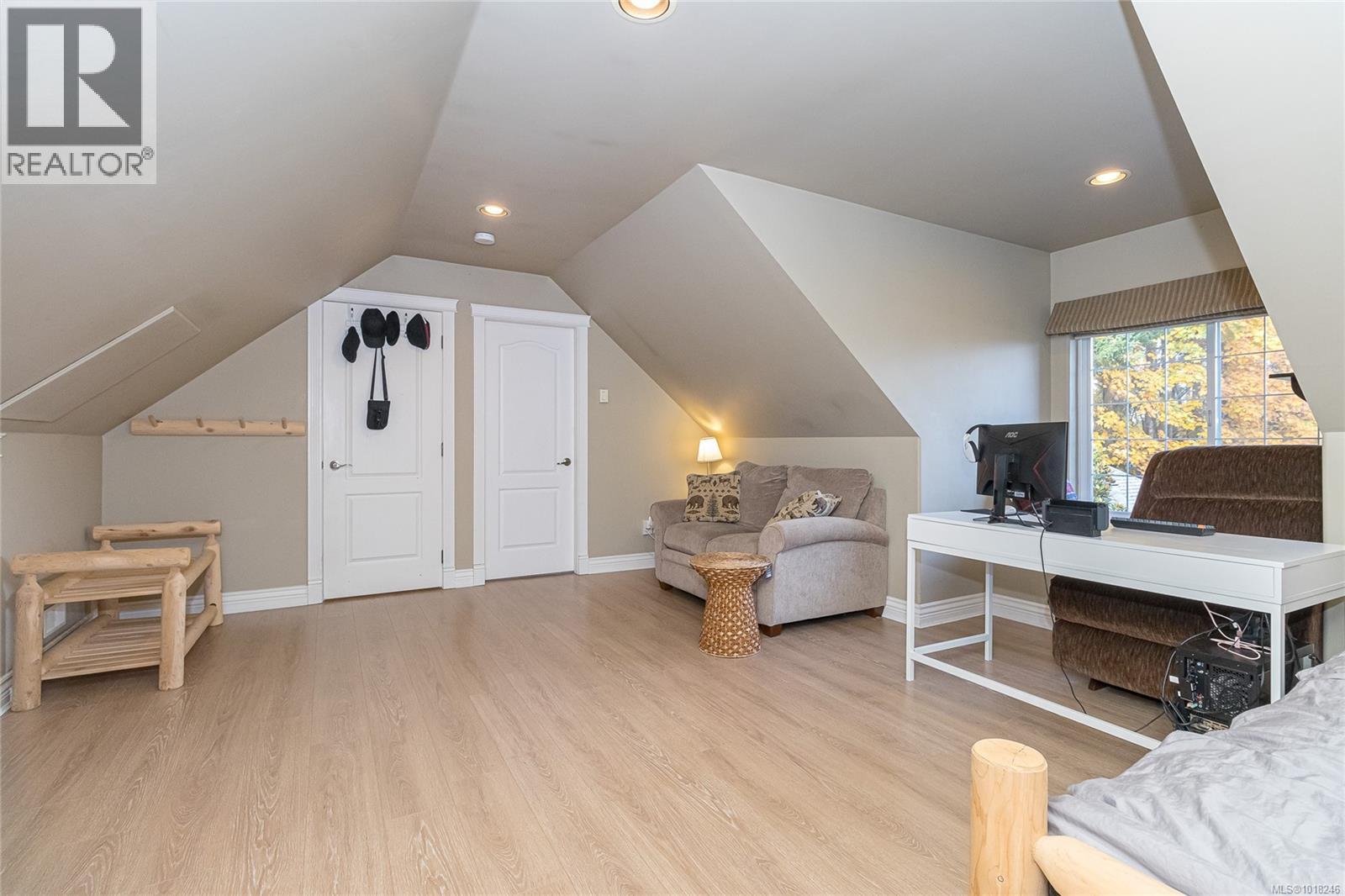 4512 Gordon Point Drive, Saanich