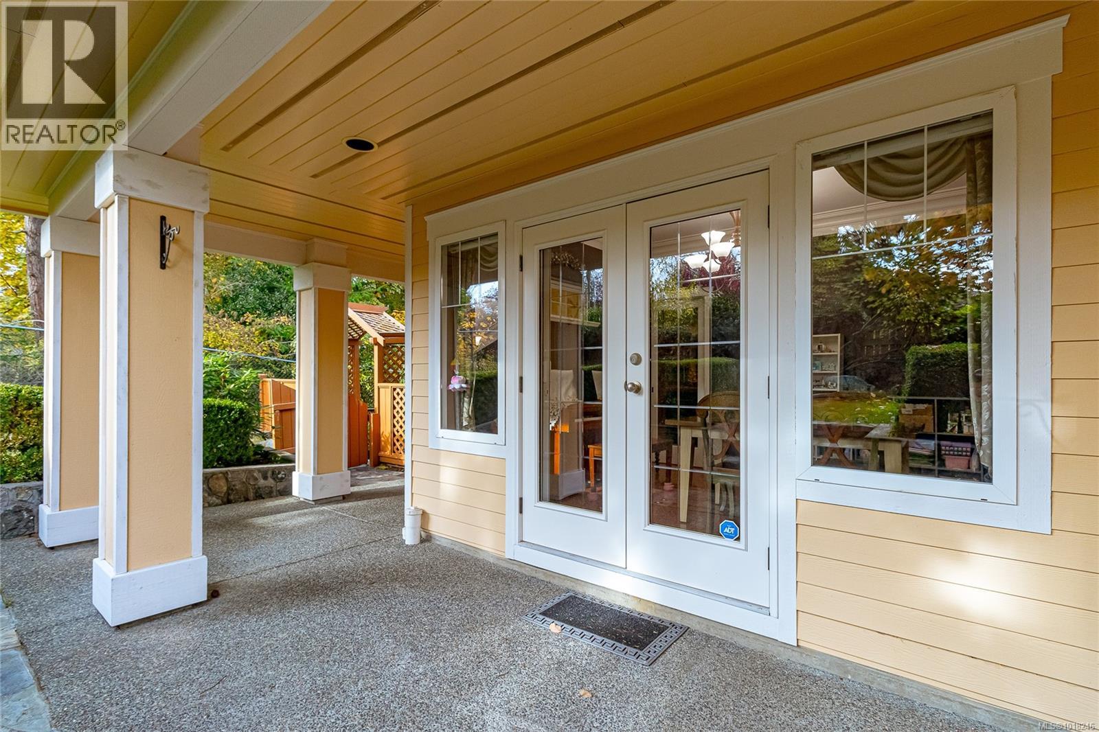 4512 Gordon Point Drive, Saanich