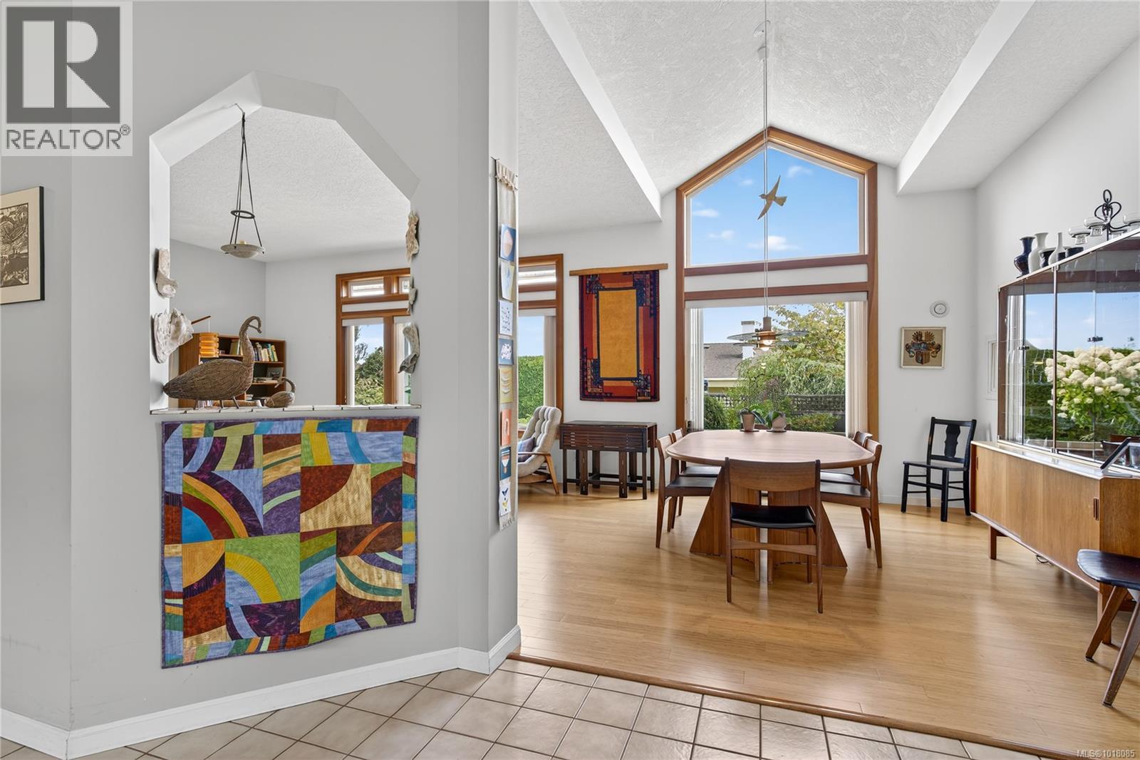838 Gulfview Place, Saanich