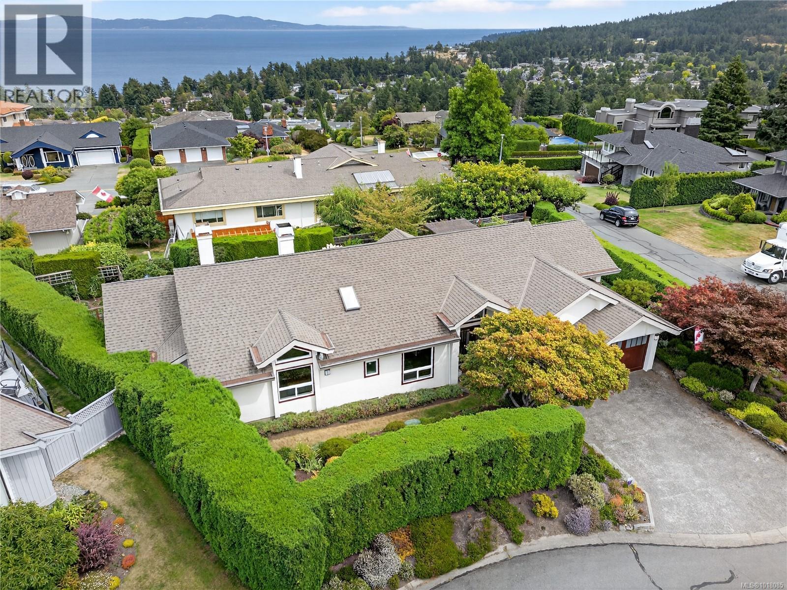 838 Gulfview Place, Saanich