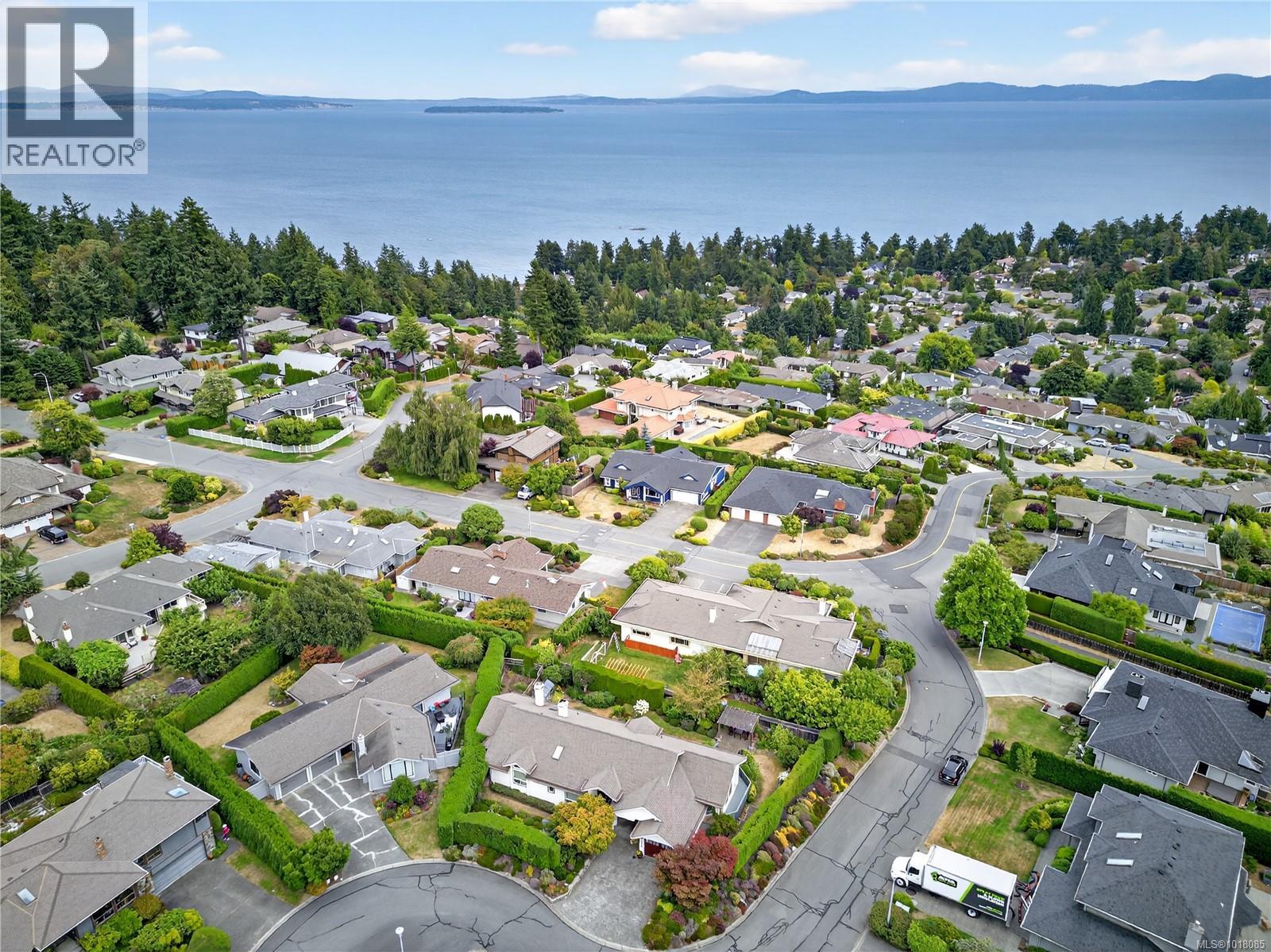 838 Gulfview Place, Saanich