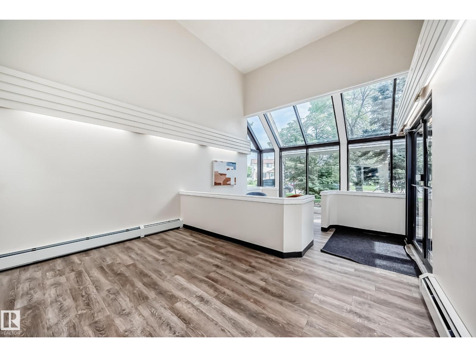 #401 4608 52 AV, Stony Plain