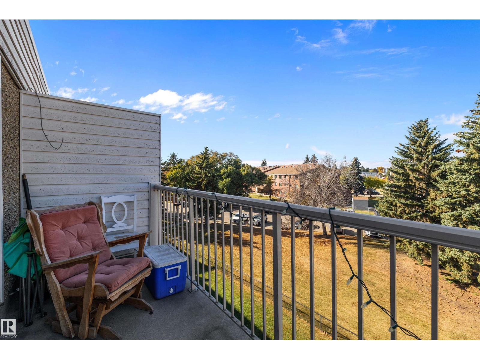 #401 4608 52 AV, Stony Plain