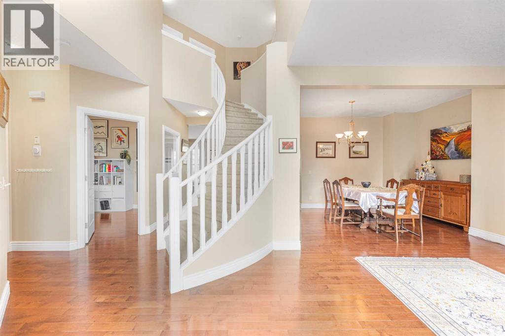 Single Family House for Sale in  Tusslewood Heights NW Tuscany Calgary 