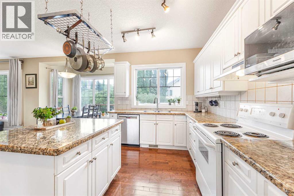 Single Family House for Sale in  Tusslewood Heights NW Tuscany Calgary 