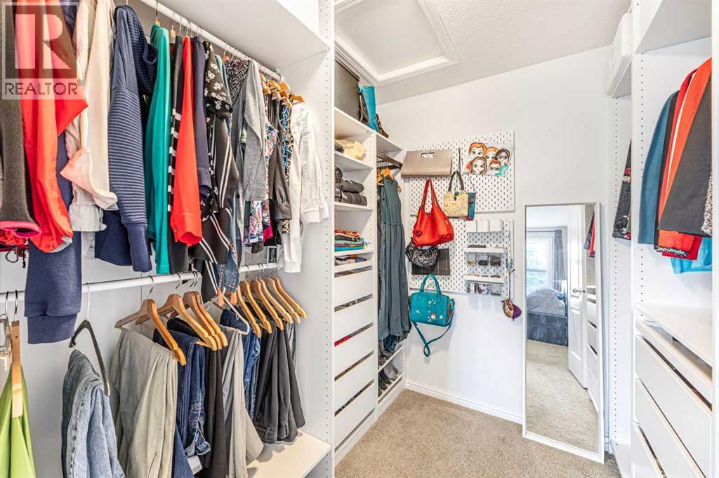 Single Family House for Sale in  Tusslewood Heights NW Tuscany Calgary 