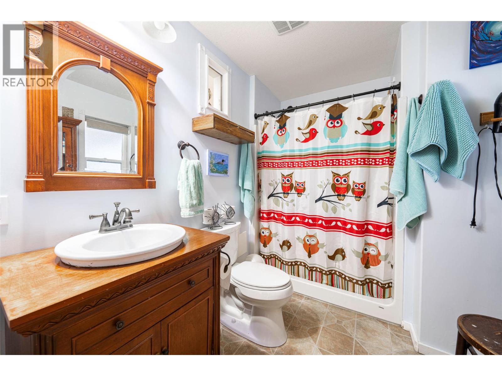 2104 Country Woods Road, Sorrento