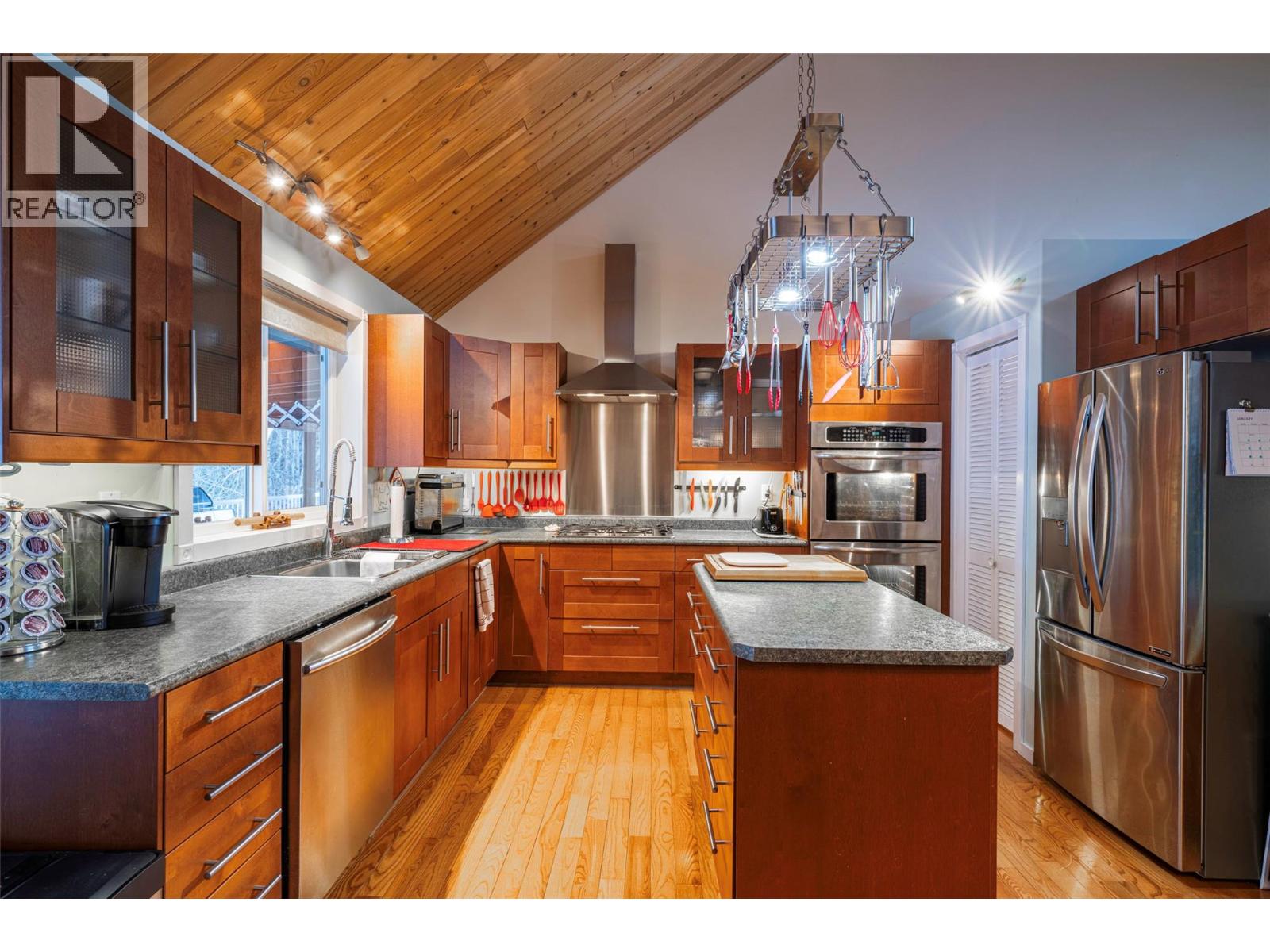 2104 Country Woods Road, Sorrento