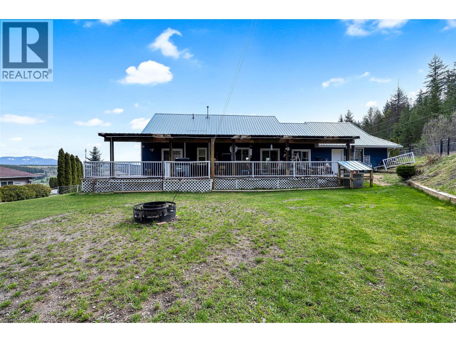 2104 Country Woods Road, Sorrento