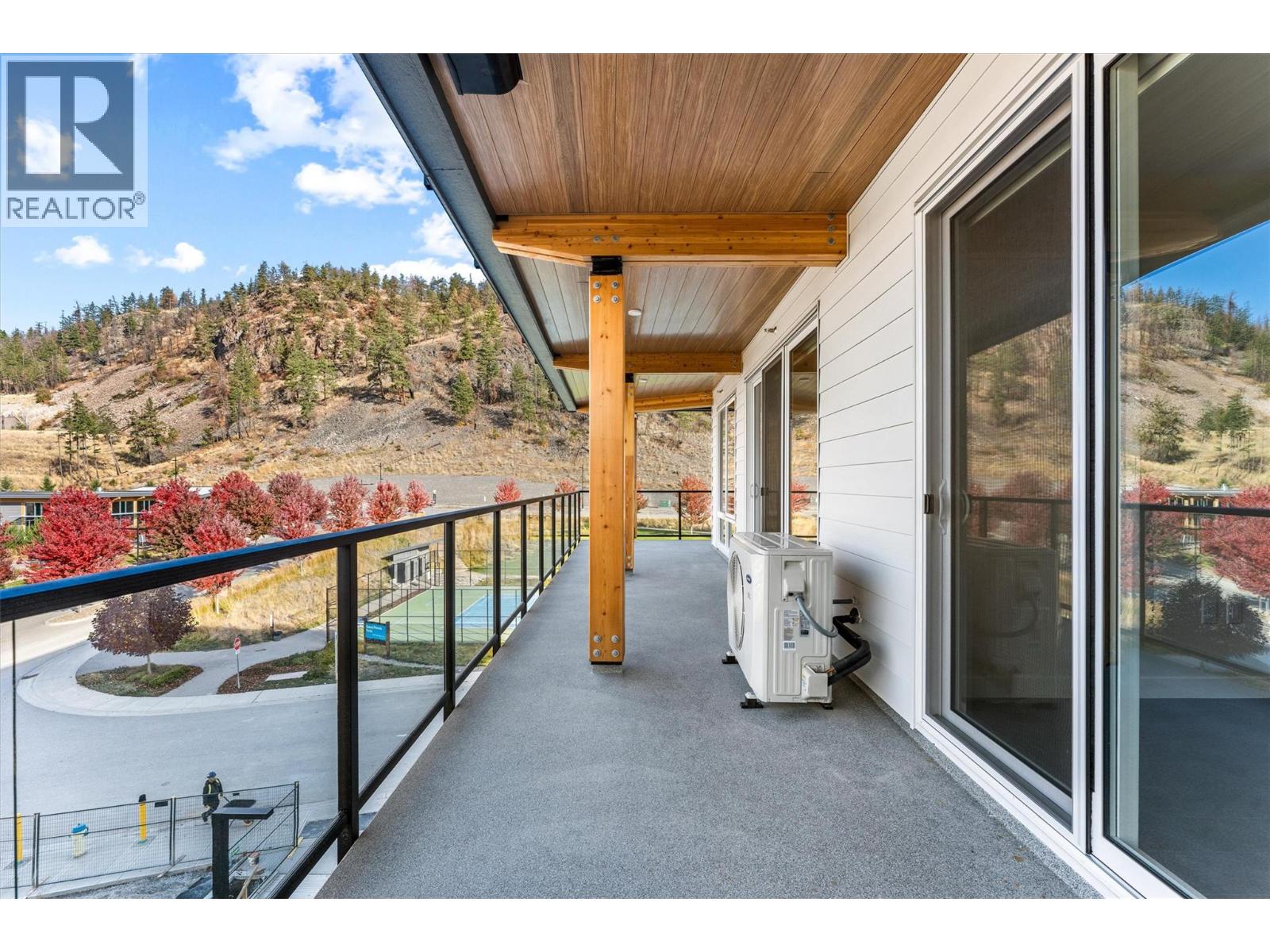 407 9654 Benchland Road, Lake Country