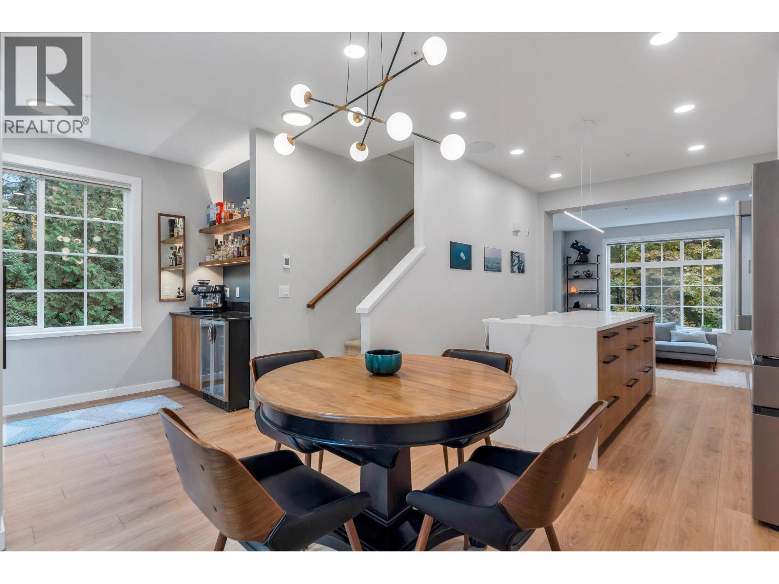 48 550 BROWNING PLACE, North Vancouver