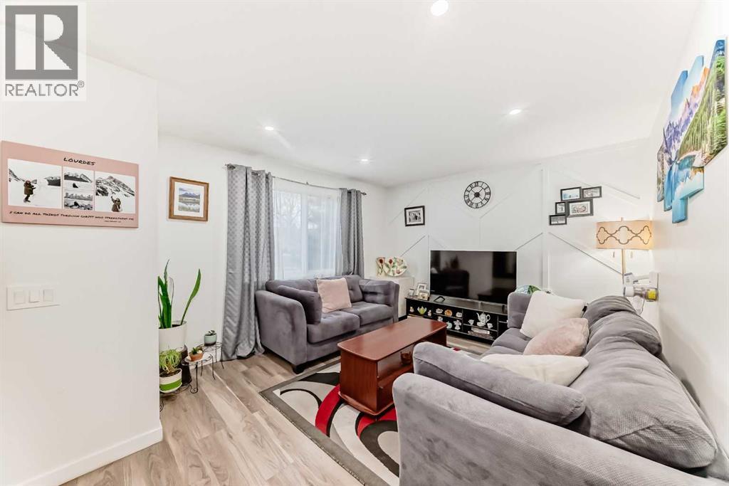 Single Family House for Sale in  Penedo Way SE Penbrooke Meadows Calgary 