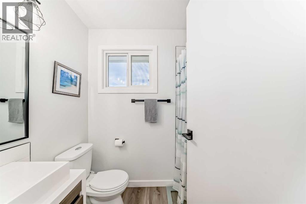 Single Family House for Sale in  Penedo Way SE Penbrooke Meadows Calgary 