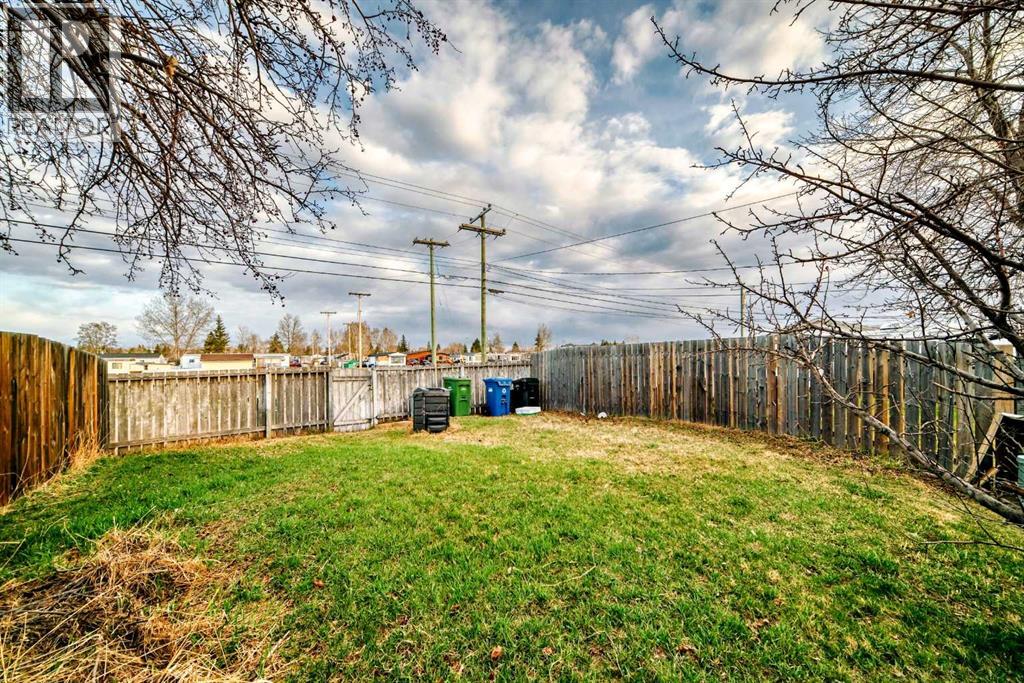 Single Family House for Sale in  Penedo Way SE Penbrooke Meadows Calgary 