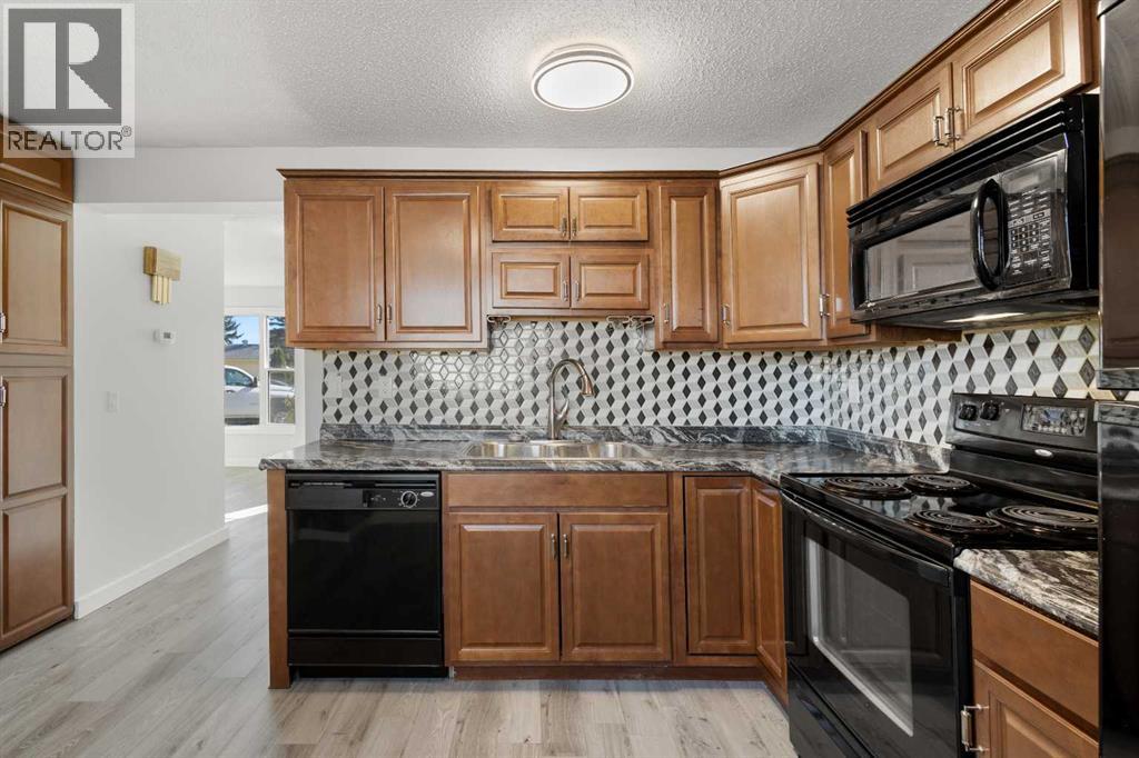Single Family House for Sale in  Abalone Place NE Abbeydale Calgary 