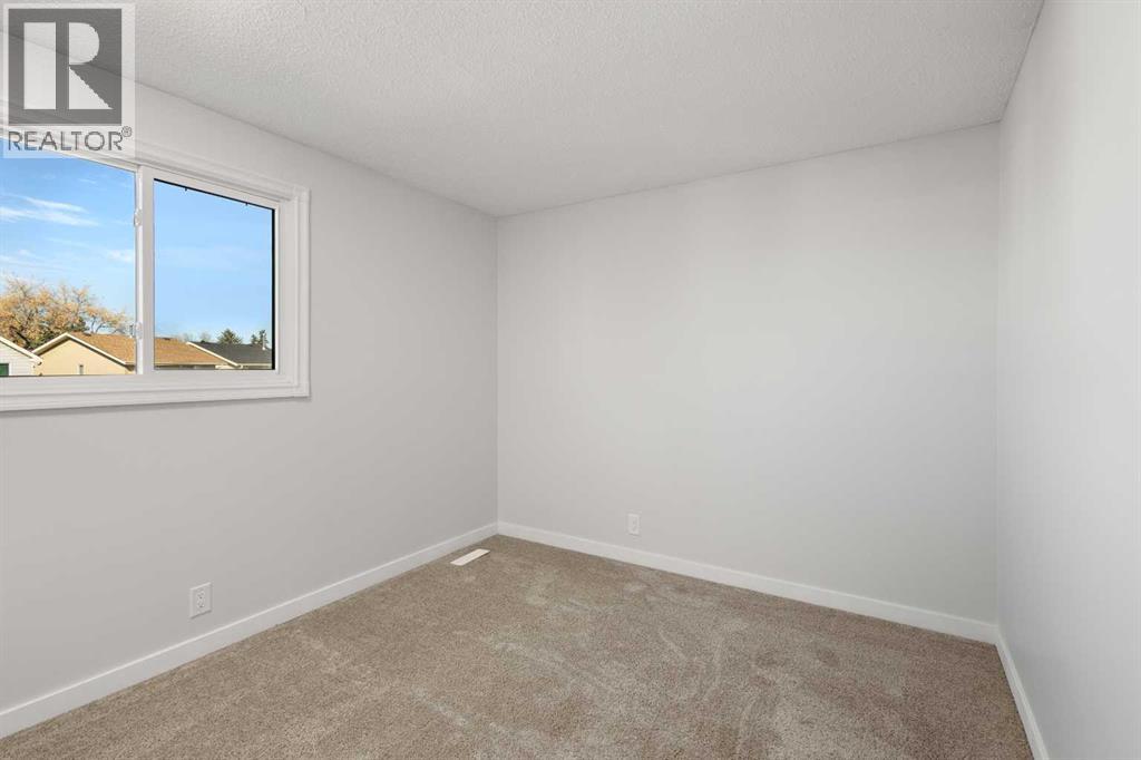 Single Family House for Sale in  Abalone Place NE Abbeydale Calgary 