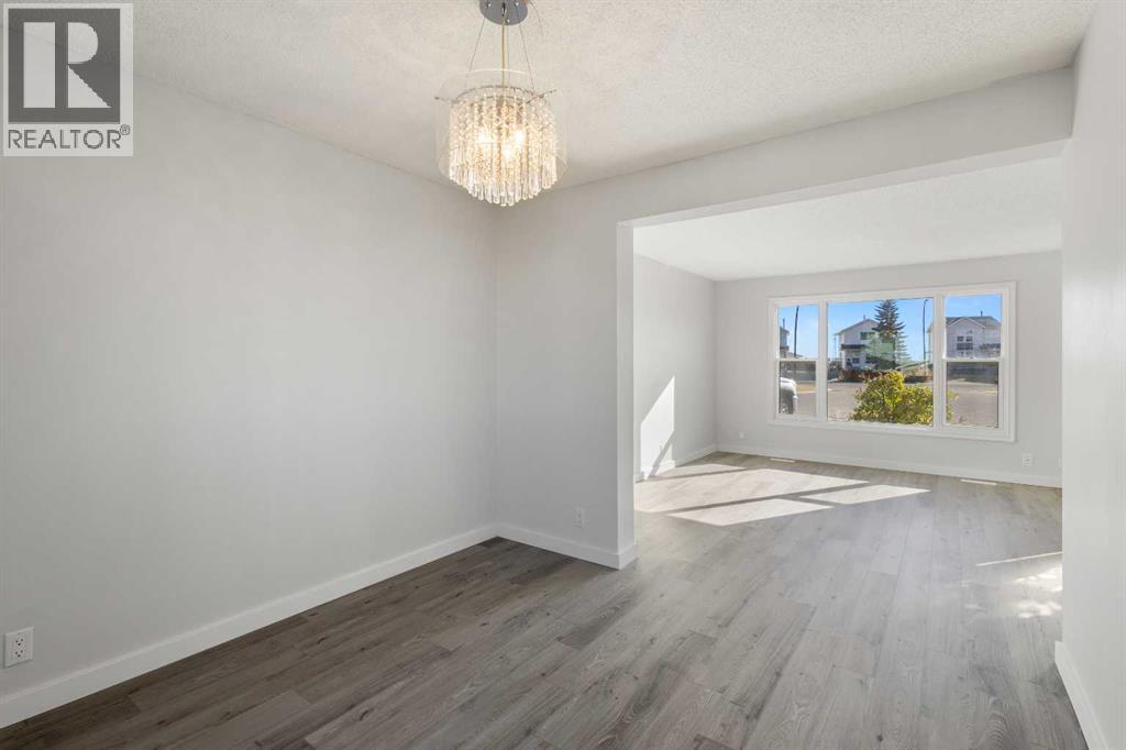 Single Family House for Sale in  Abalone Place NE Abbeydale Calgary 