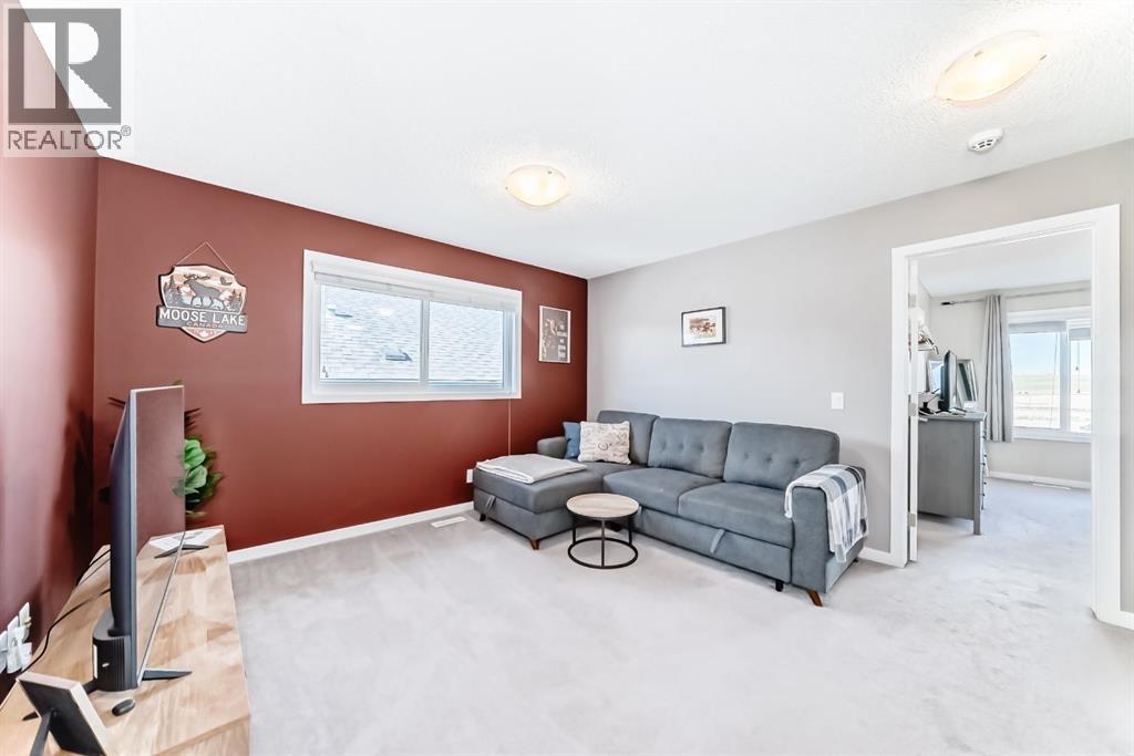 391 Sunrise View, Cochrane