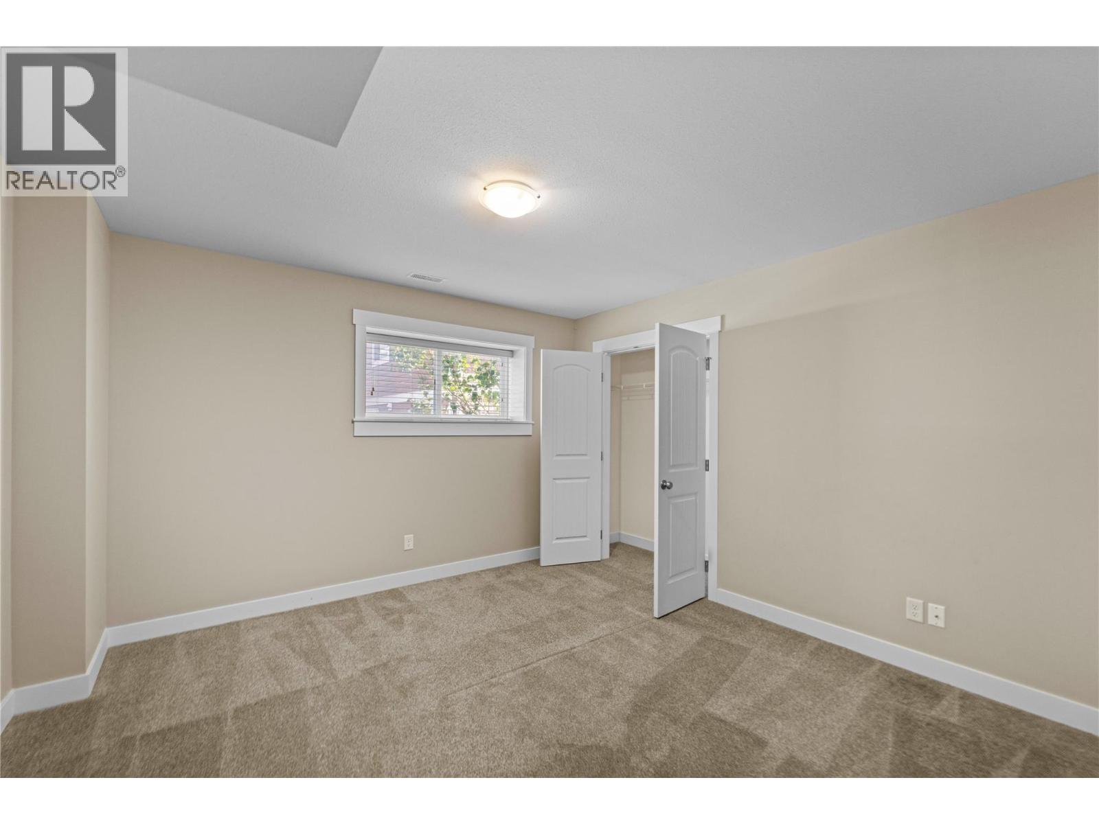 2514 Spring Bank Avenue Unit# 103, Merritt