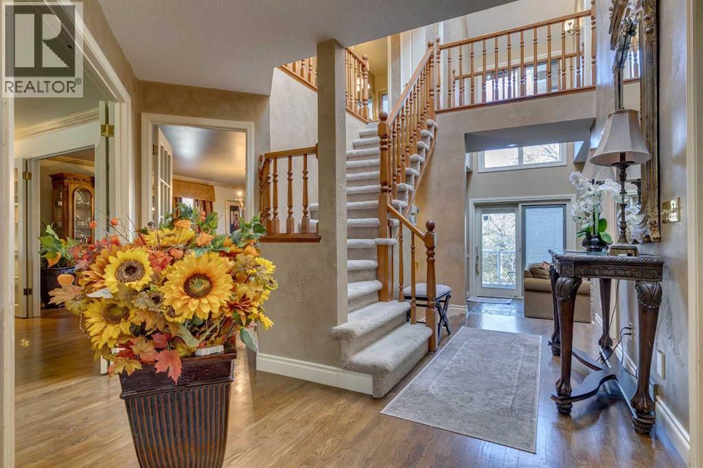 Single Family House for Sale in  Frontenac Avenue SW Upper Mount Royal Calgary 