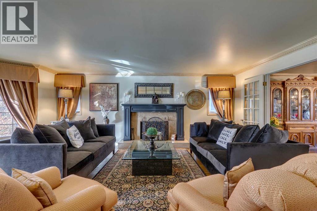 1302 Frontenac Avenue SW, Calgary, Alberta