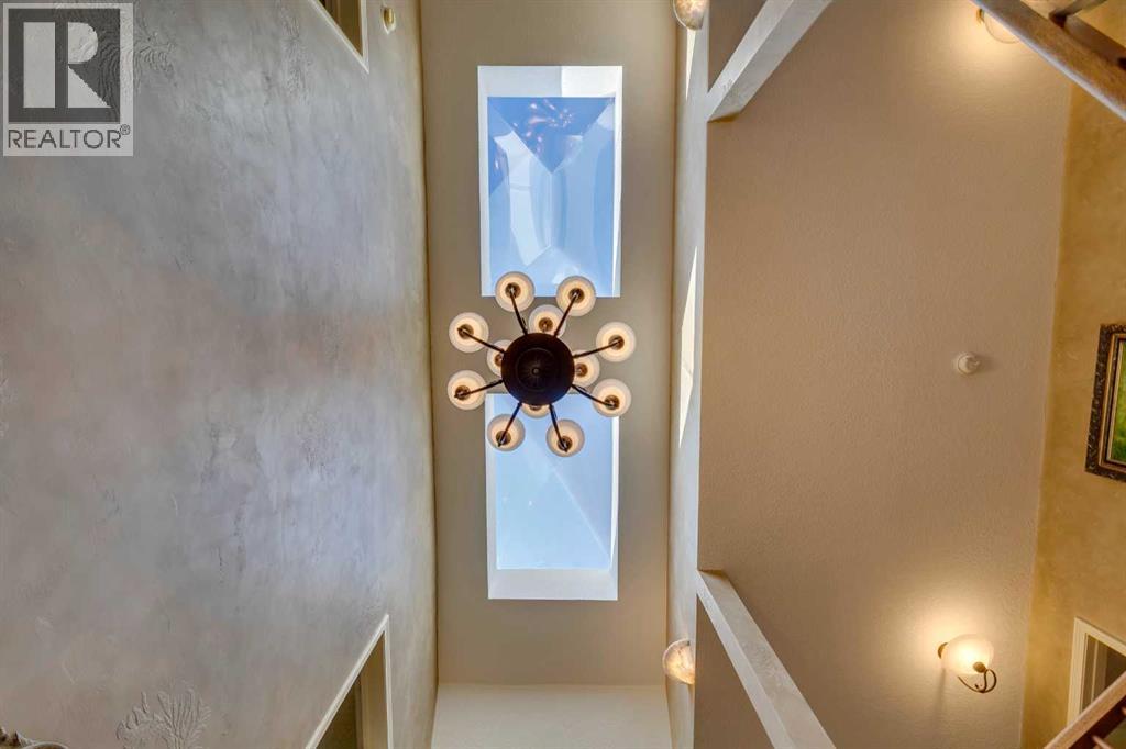 Single Family House for Sale in  Frontenac Avenue SW Upper Mount Royal Calgary 