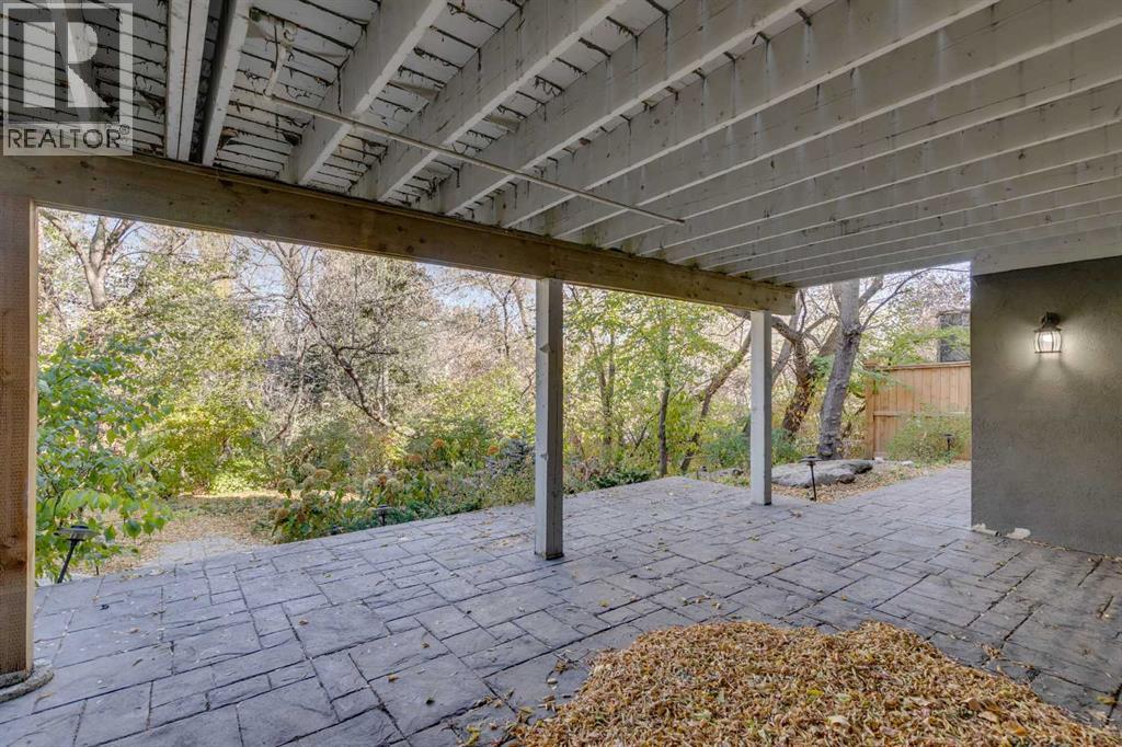 Single Family House for Sale in  Frontenac Avenue SW Upper Mount Royal Calgary 