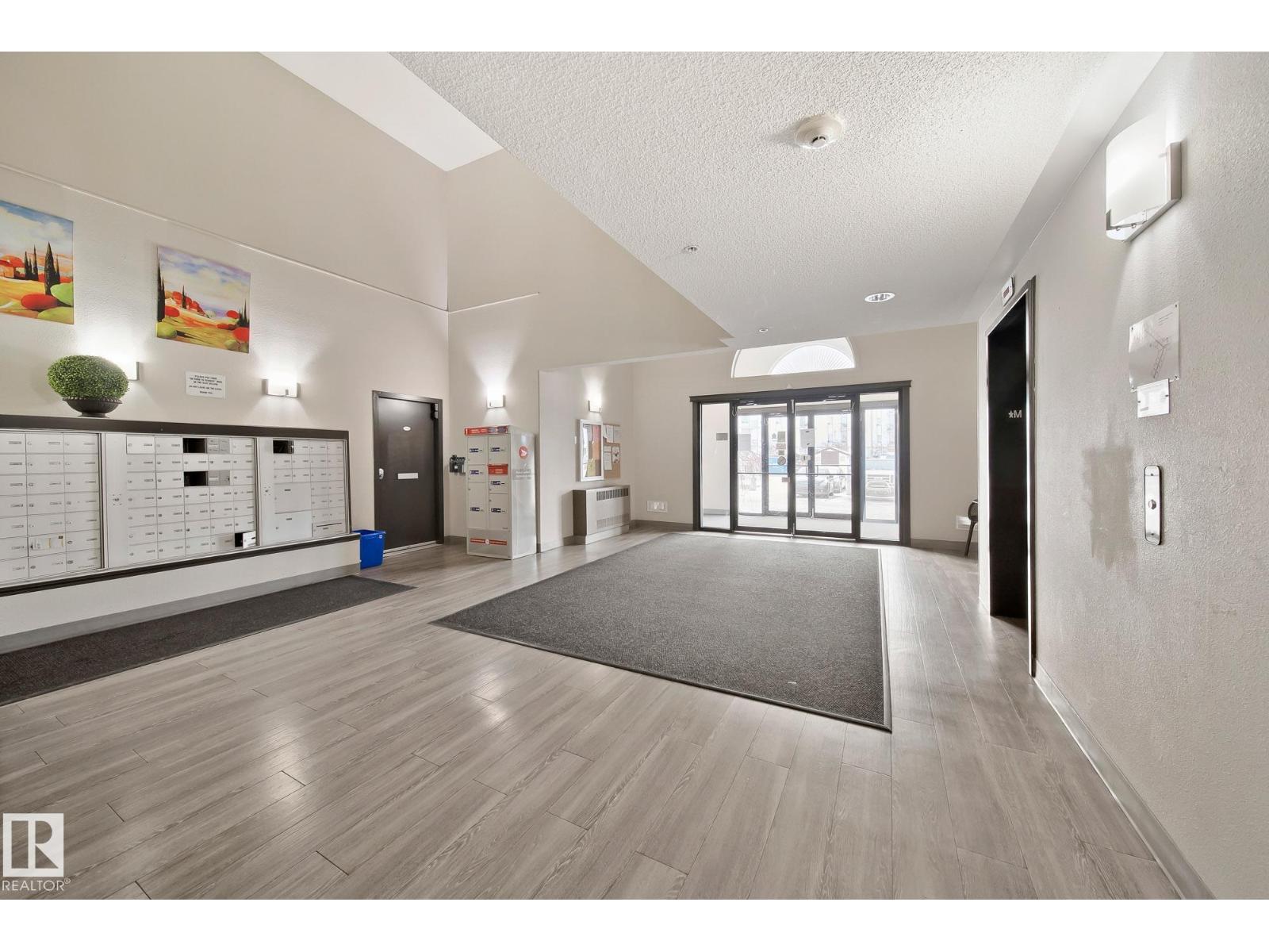 #1124 330 CLAREVIEW STATION DR NW, Edmonton