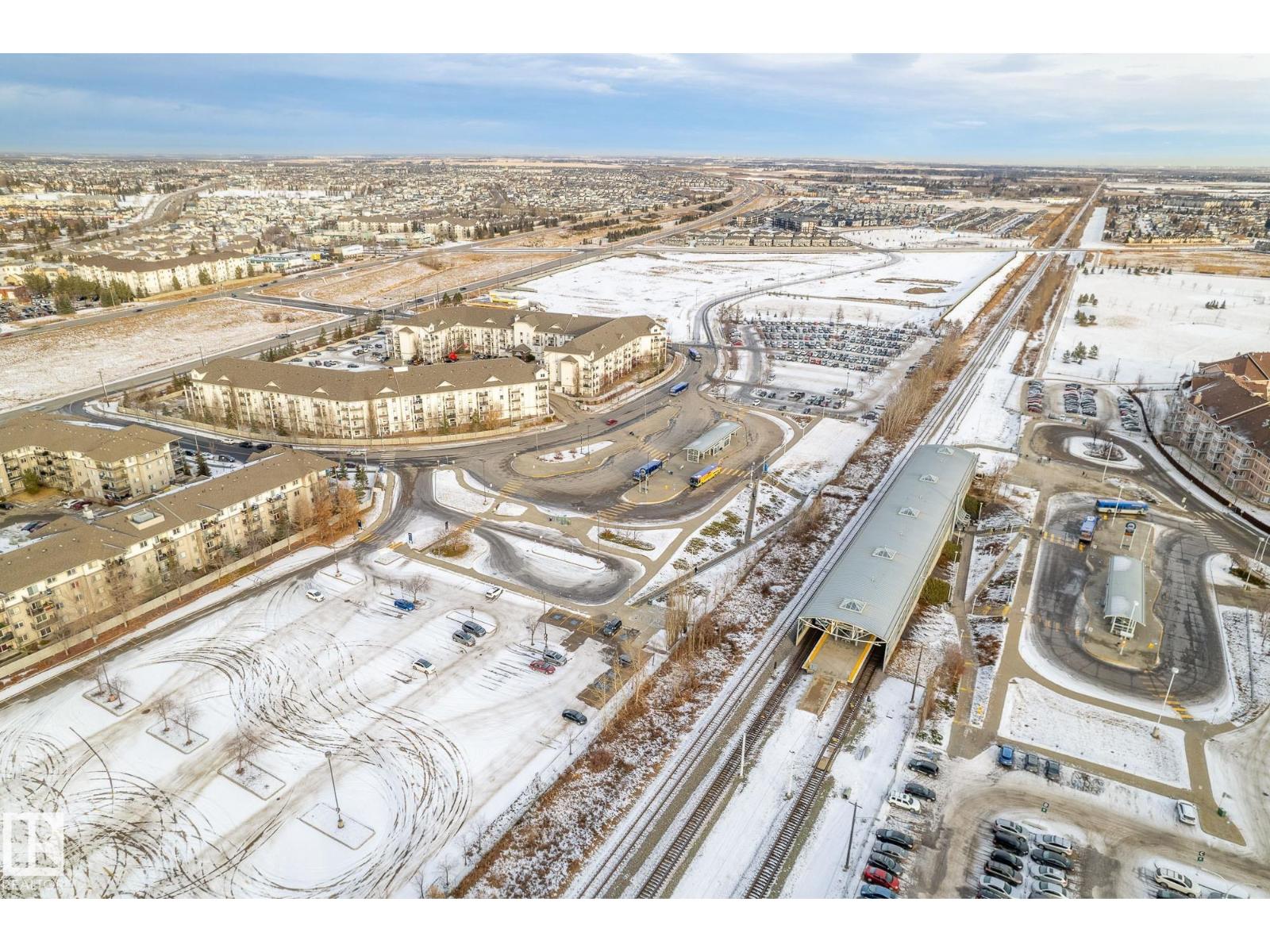 #1124 330 CLAREVIEW STATION DR NW, Edmonton