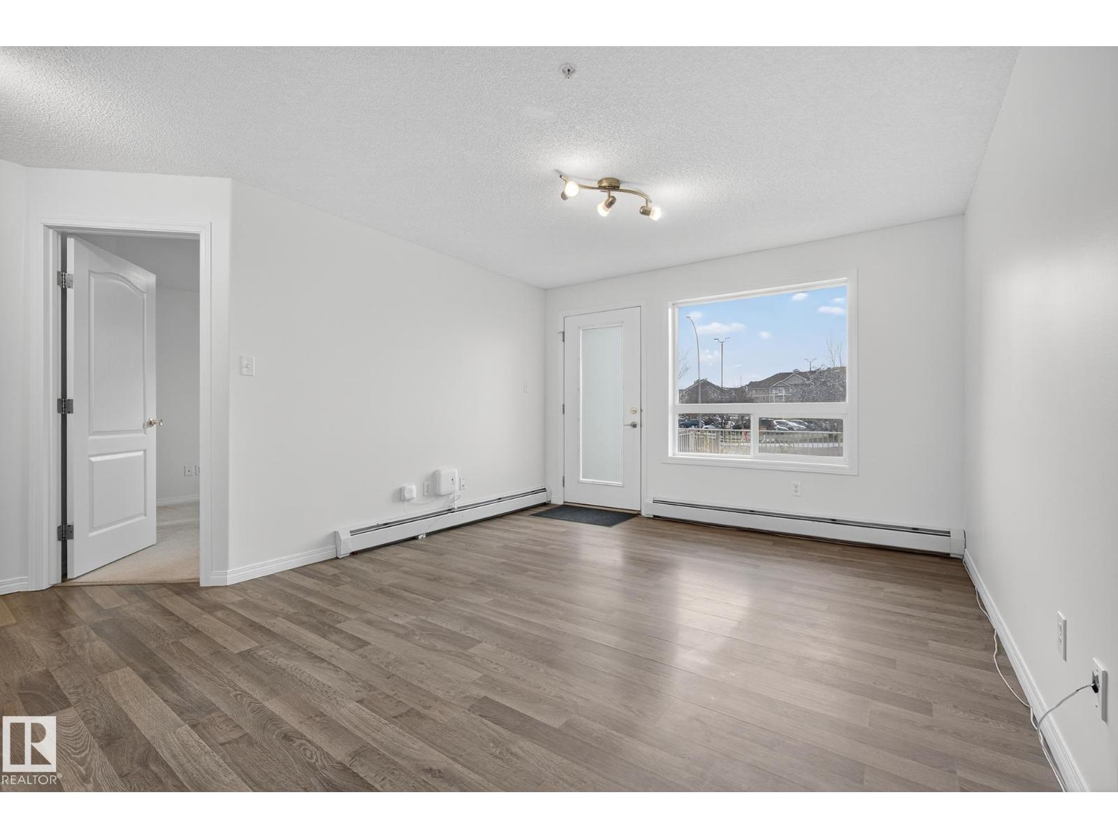 #1124 330 CLAREVIEW STATION DR NW, Edmonton