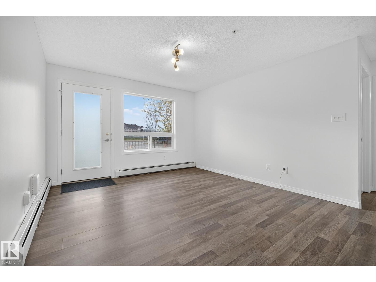 #1124 330 CLAREVIEW STATION DR NW, Edmonton