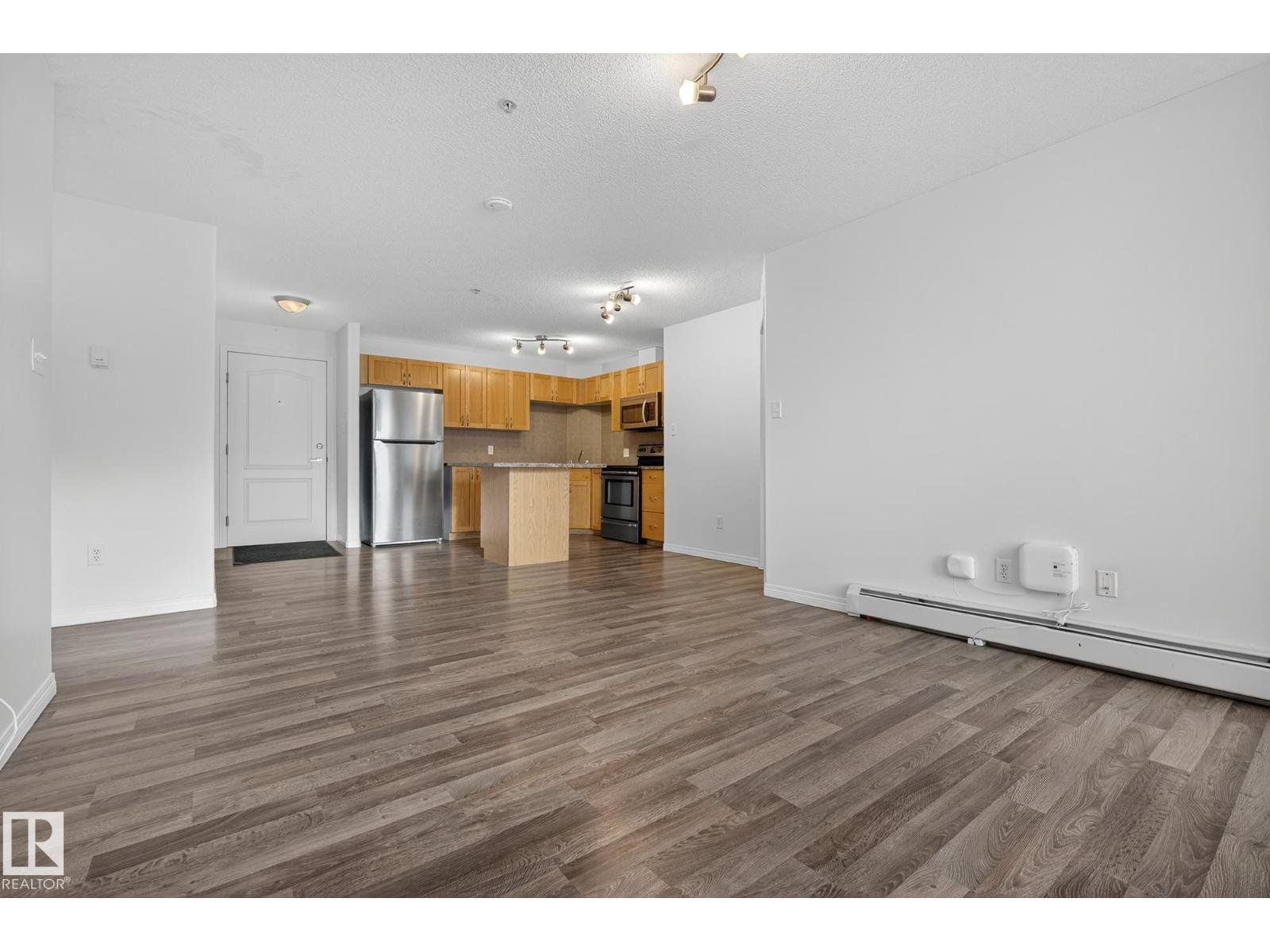 #1124 330 CLAREVIEW STATION DR NW, Edmonton