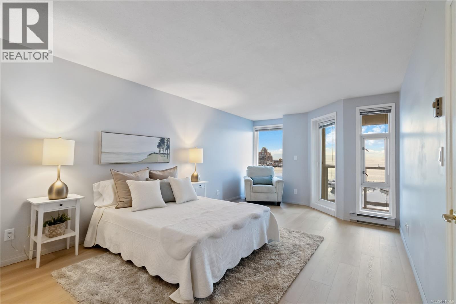 405 11 Cooperage Place, Victoria