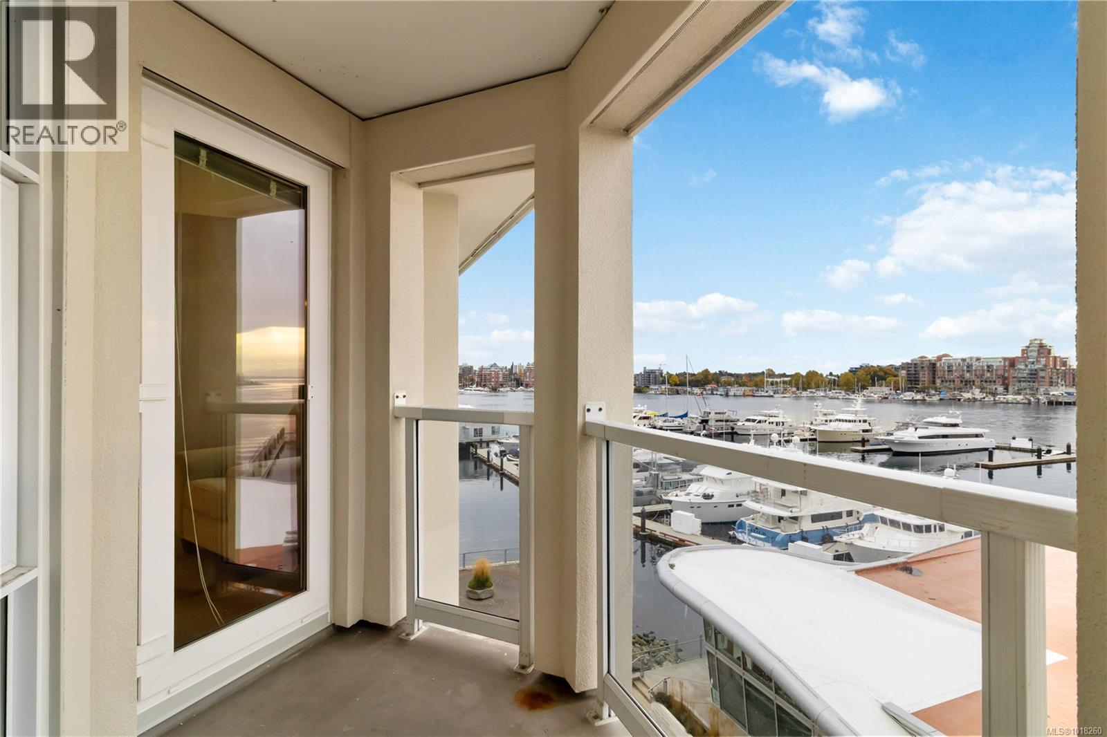 405 11 Cooperage Place, Victoria