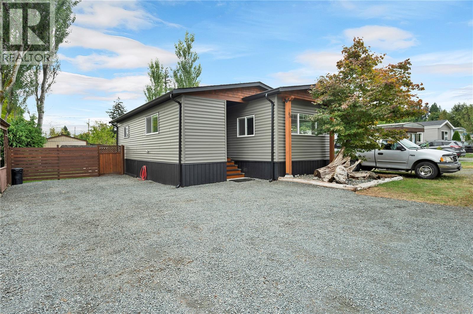 66 2700 Woodburn Rd, Campbell River