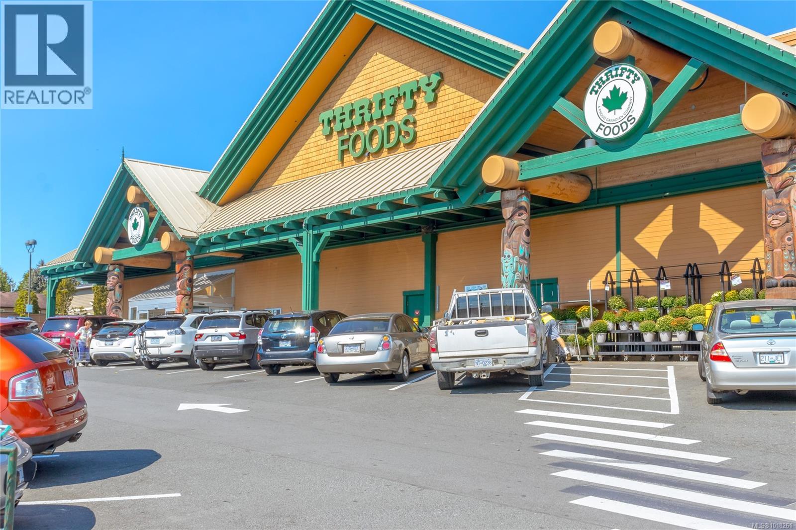 210 1959 Polo Park Crt, Central Saanich