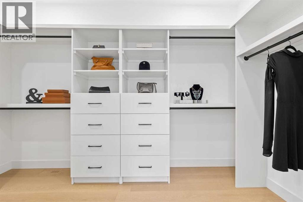 Single Family House for Sale in  Patterson Boulevard SW Patterson Calgary 