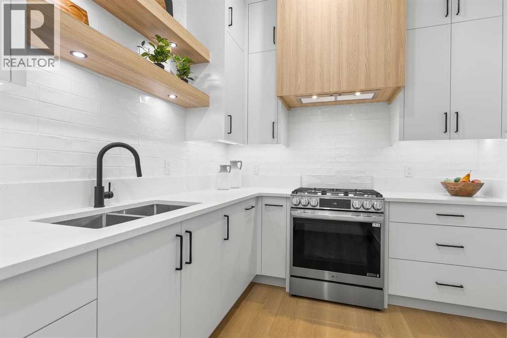 Single Family House for Sale in  Patterson Boulevard SW Patterson Calgary 