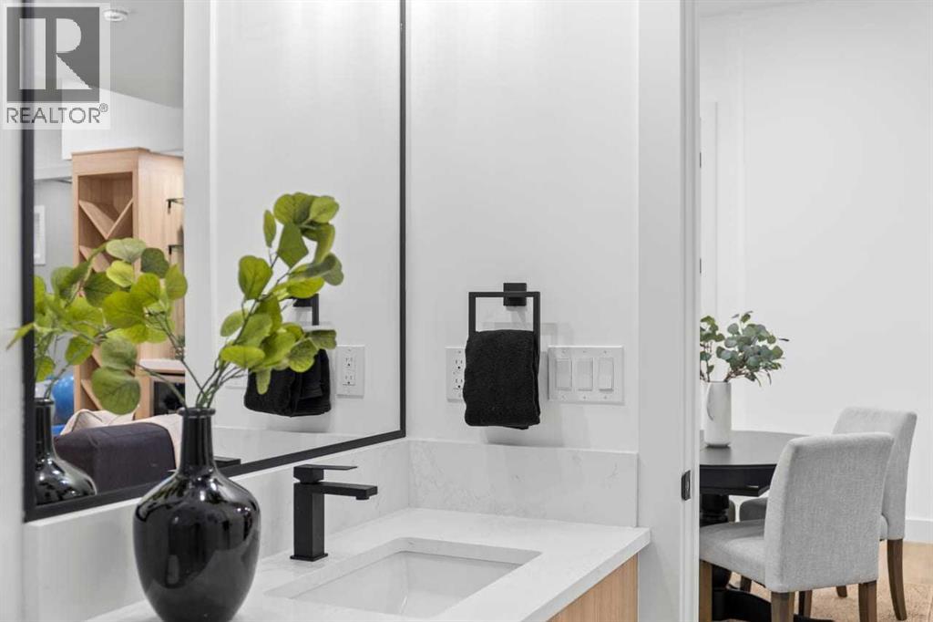 Single Family House for Sale in  Patterson Boulevard SW Patterson Calgary 