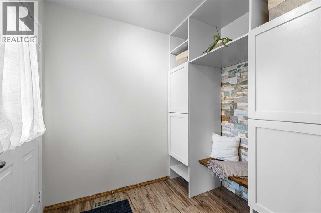 Single Family House for Sale in  Hidden Spring Place NW Hidden Valley Calgary 