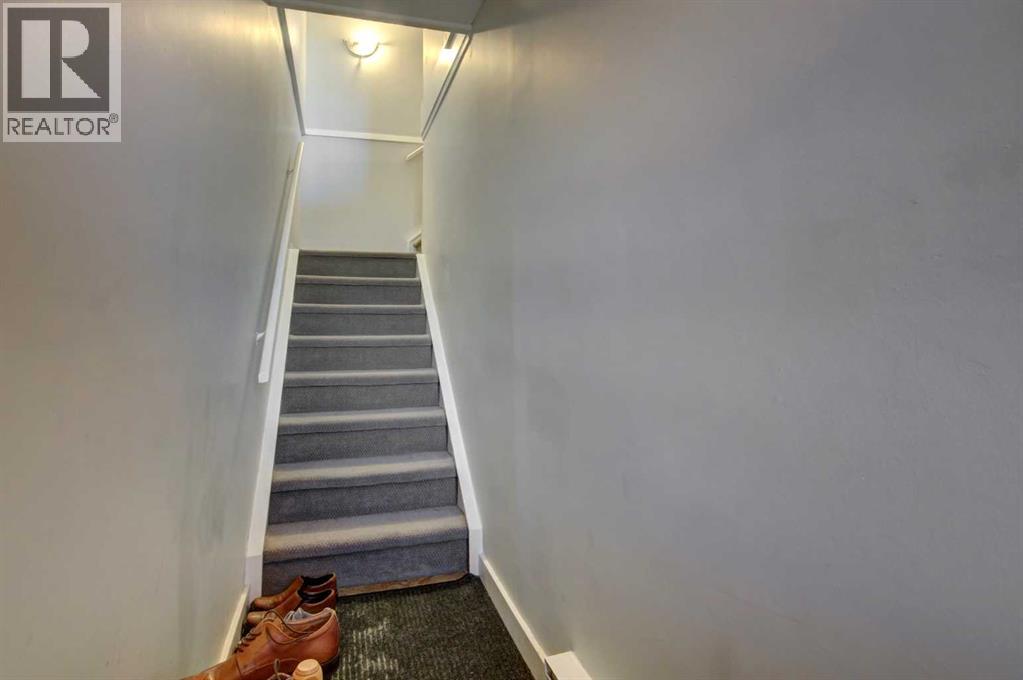 Single Family House for Sale in   Woodview Drive SW Woodlands Calgary 