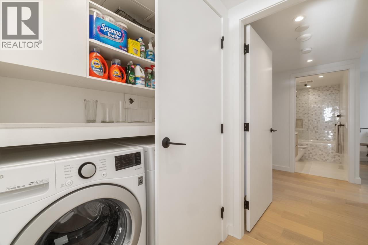1704 1365 DAVIE STREET, Vancouver