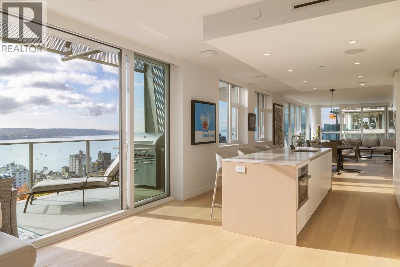 1704 1365 DAVIE STREET, Vancouver