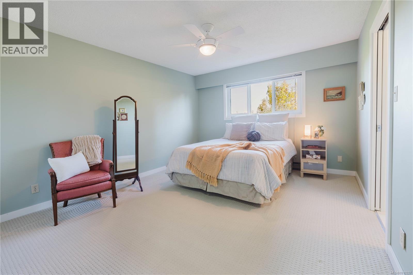 4353 Cedar Hill Road, Saanich