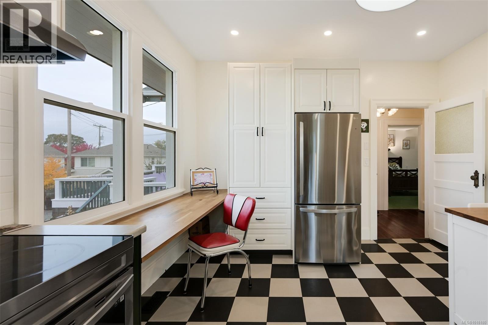  3291 Cedar Hill Road, Saanich